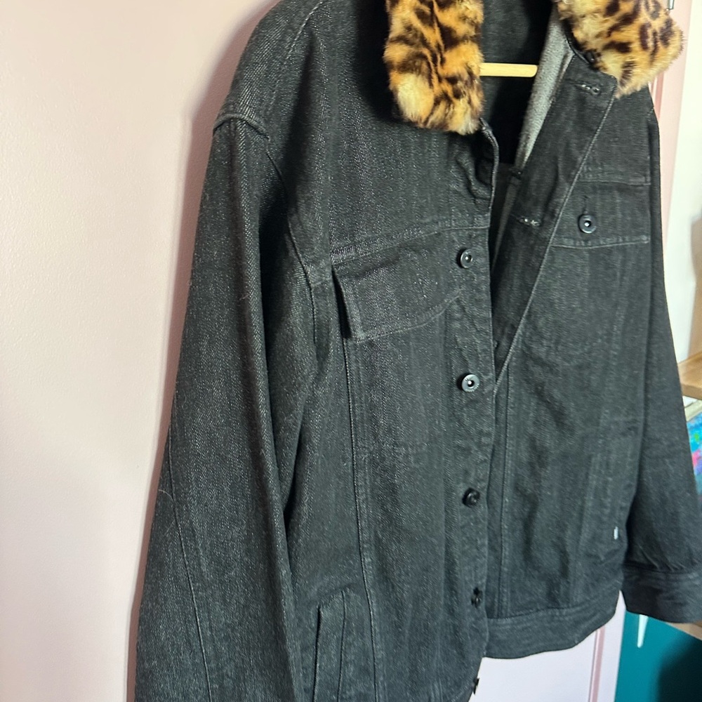 Vans Black Jacket with Leopard Print Collar